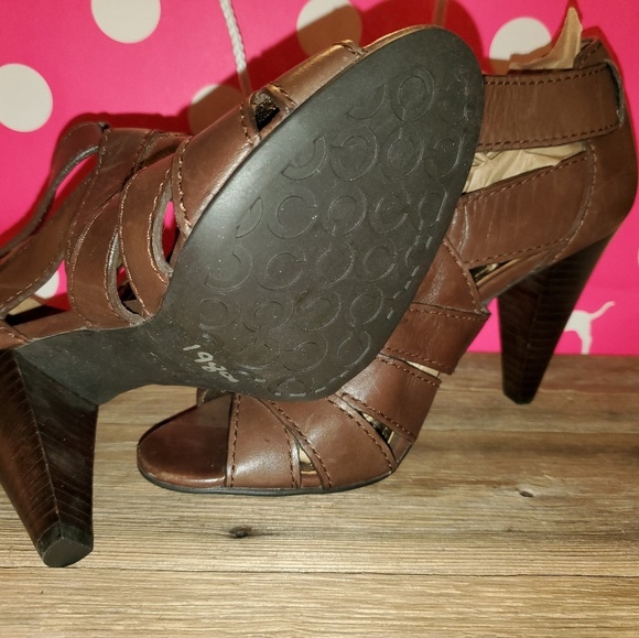NWOT Coach Harah Women's Peep Toe Leather Heels - Picture 7 of 8